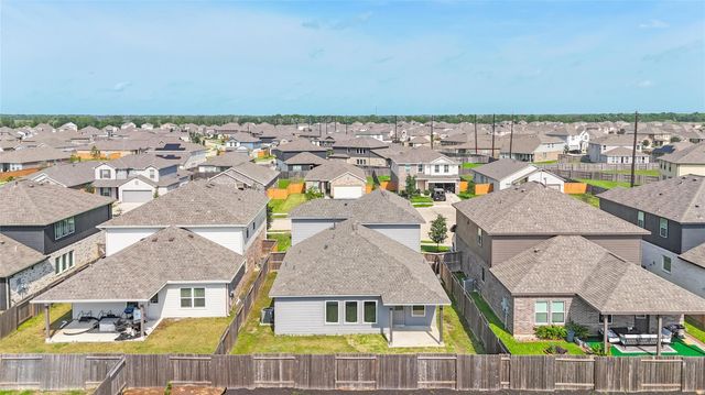 10511 Kings River Drive, Rosharon, TX 77583