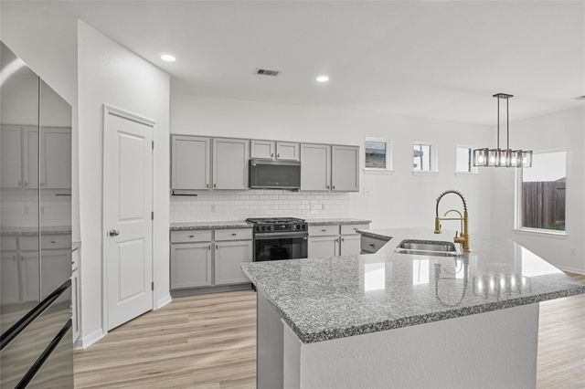 10511 Kings River Drive, Rosharon, TX 77583