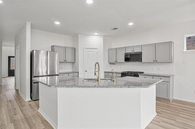 10511 Kings River Drive, Rosharon, TX 77583