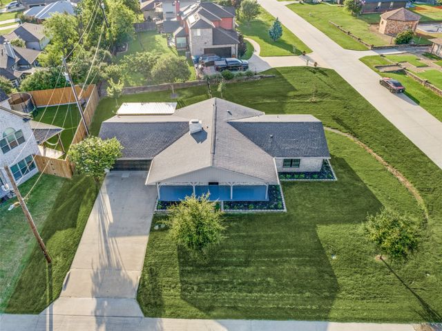 437 peninsula Drive, Lakewood Village, TX 75068