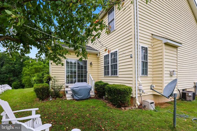 4875 ARNOLD RD, Glenville, PA 17329