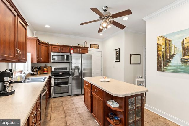 4875 ARNOLD RD, Glenville, PA 17329
