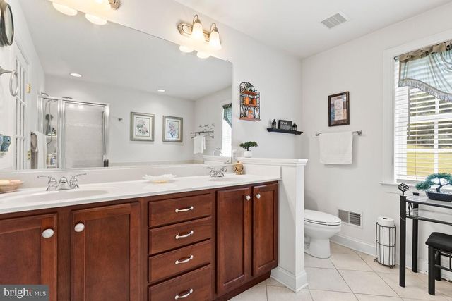 4875 ARNOLD RD, Glenville, PA 17329