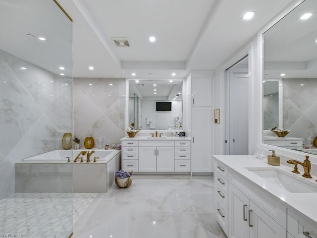 4991 BONITA BAY BLVD 902, Bonita Springs, FL 34134