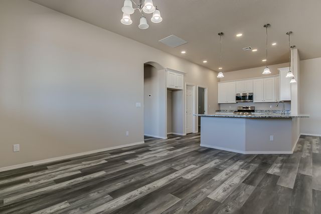 32 2nd Street NE, Rio Rancho, NM 87124