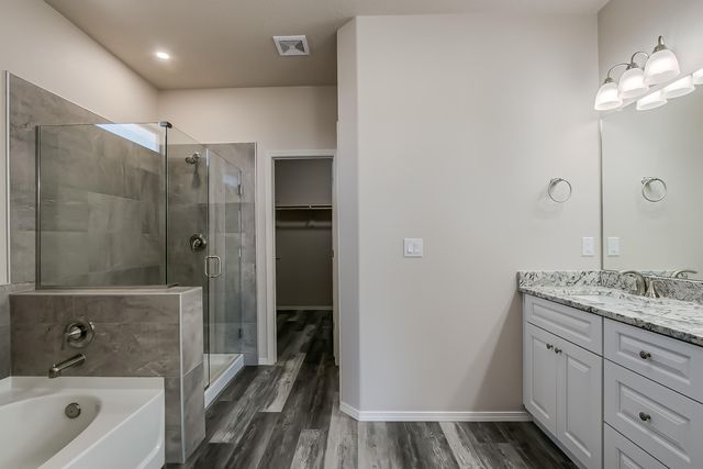32 2nd Street NE, Rio Rancho, NM 87124