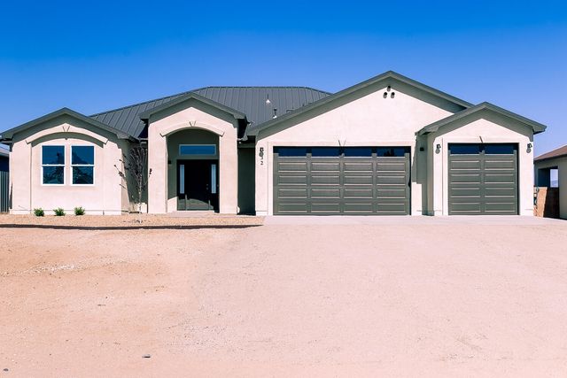 32 2nd Street NE, Rio Rancho, NM 87124