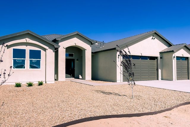 32 2nd Street NE, Rio Rancho, NM 87124