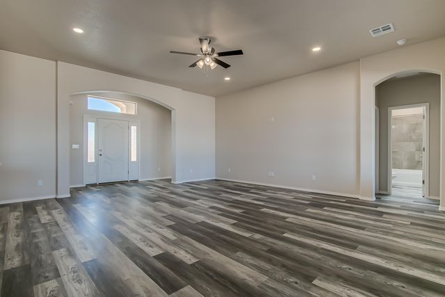 32 2nd Street NE, Rio Rancho, NM 87124