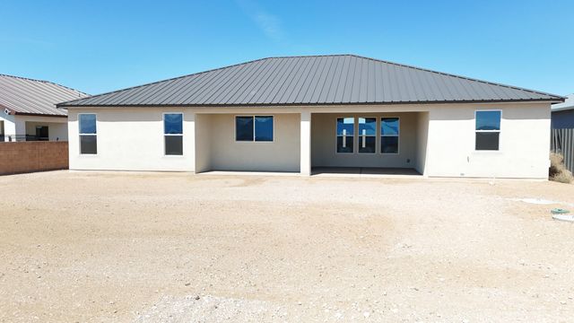 32 2nd Street NE, Rio Rancho, NM 87124