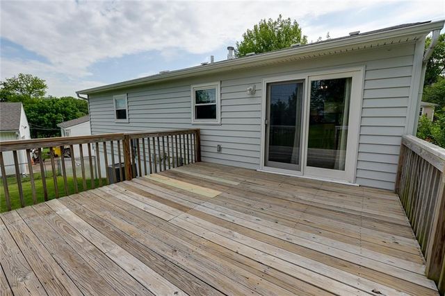 906 N Ponca Drive, Independence, MO 64056