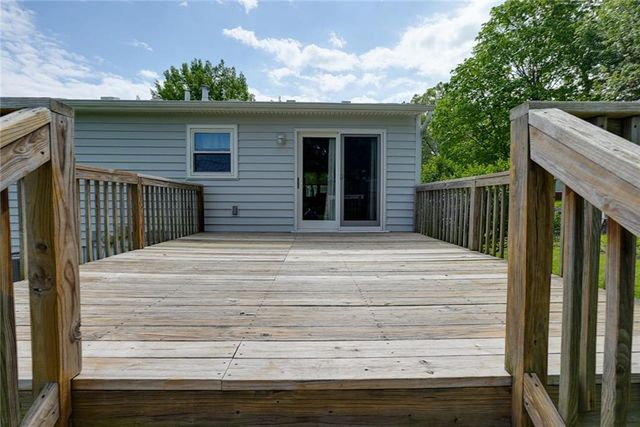 906 N Ponca Drive, Independence, MO 64056