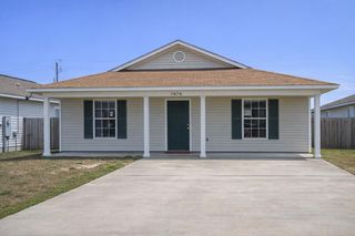 7676 Chablis Circle, Navarre, FL 32566