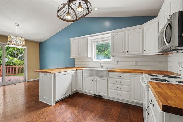 8165 Black Forest Drive, Portage, MI 49002