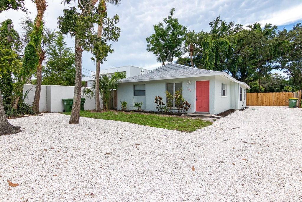 1038 25TH STREET, Sarasota, FL 34234