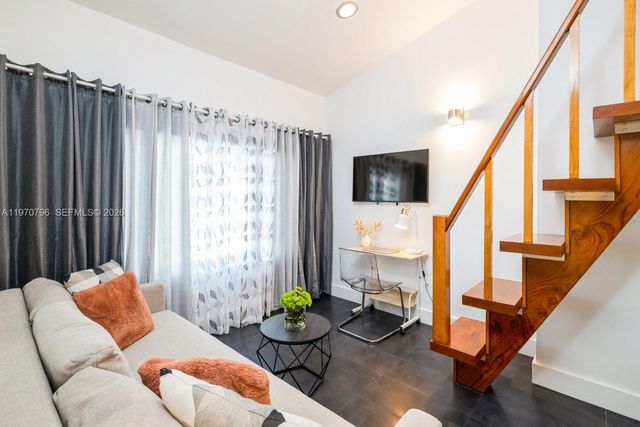 1880 SW 15th St 1, Miami, FL 33145