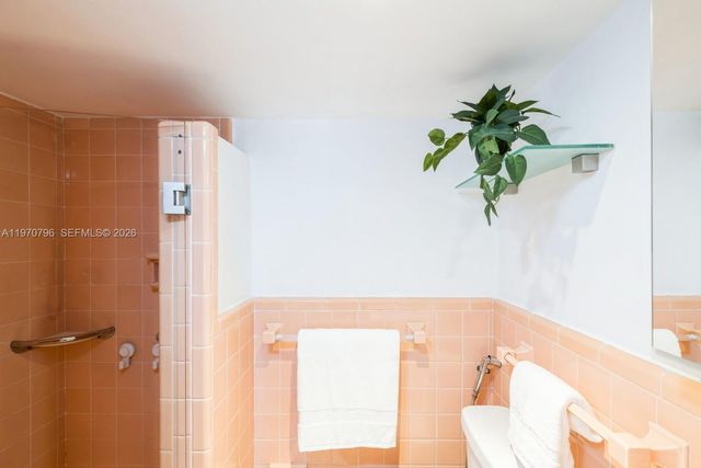 1880 SW 15th St 1, Miami, FL 33145