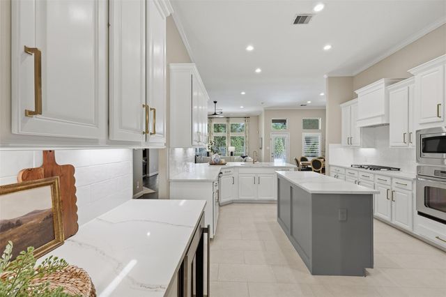 6718 Honeycrest Lane, Spring, TX 77389