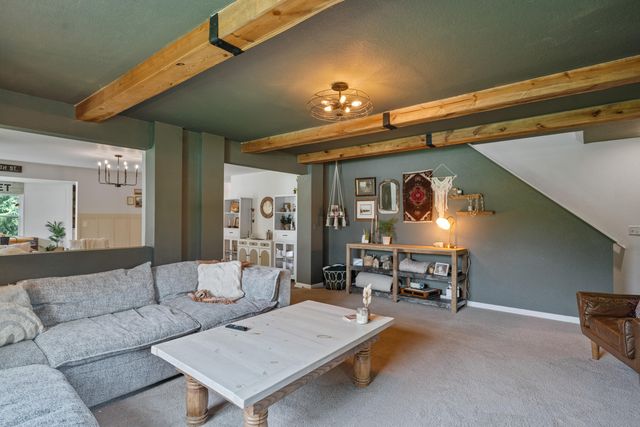 6594 Annandale Drive, Kalamazoo, MI 49009