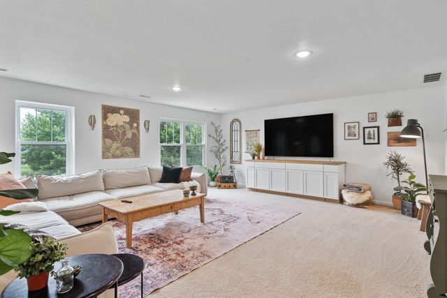 6594 Annandale Drive, Kalamazoo, MI 49009