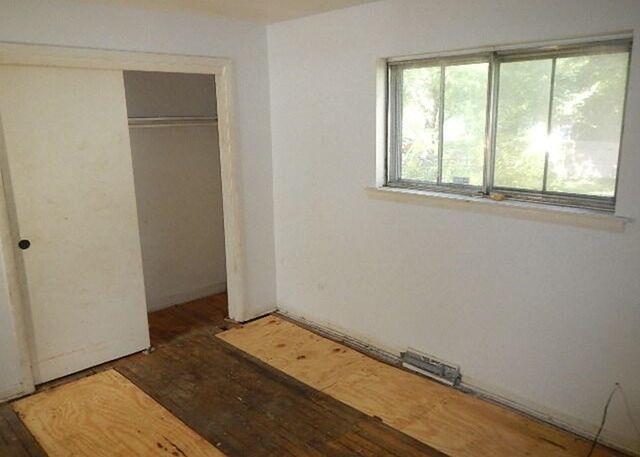 7737 S Champlain Avenue, Chicago, IL 60619