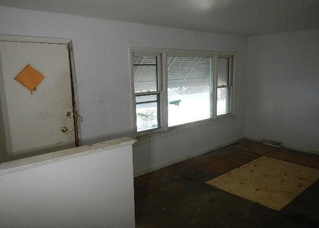 7737 S Champlain Avenue, Chicago, IL 60619