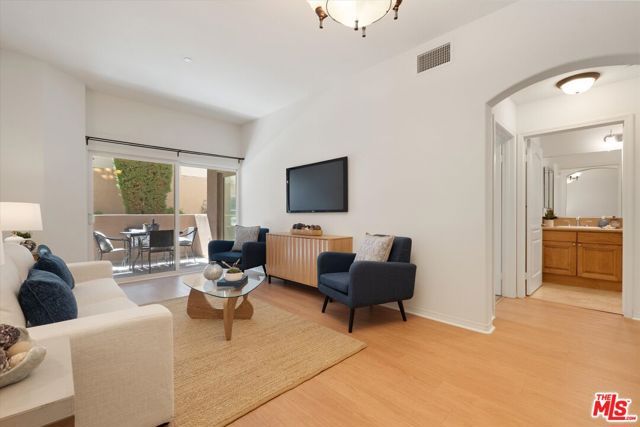 2750 Artesia Boulevard 132, Redondo Beach, CA 90278