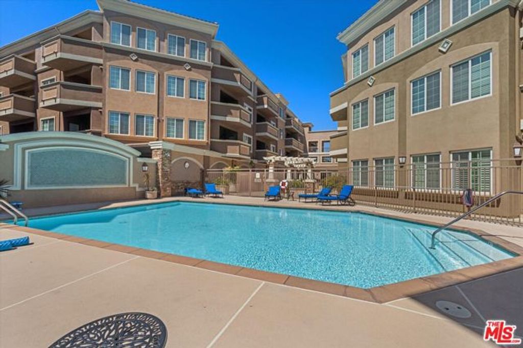 2750 Artesia Boulevard 132, Redondo Beach, CA 90278