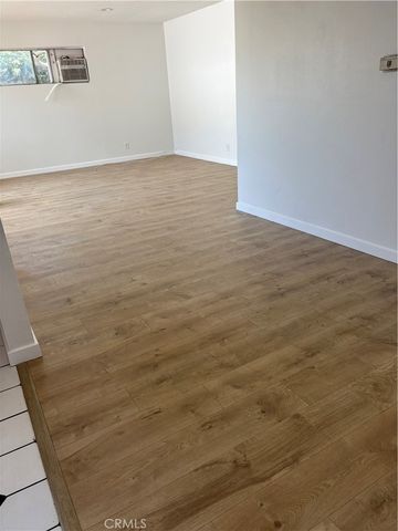 4619 W 3rd, Santa Ana, CA 92703