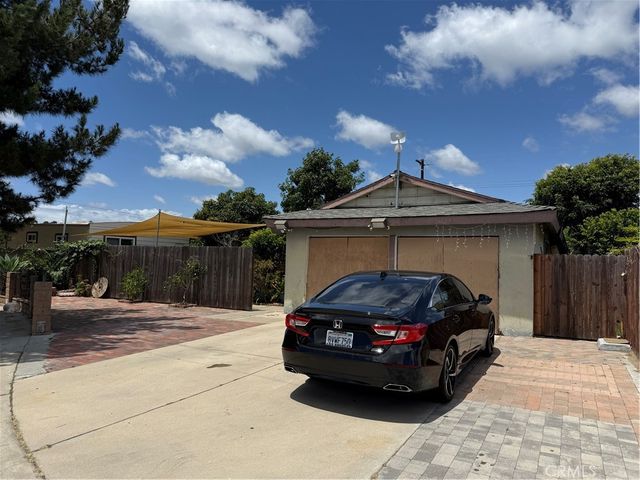 4619 W 3rd, Santa Ana, CA 92703