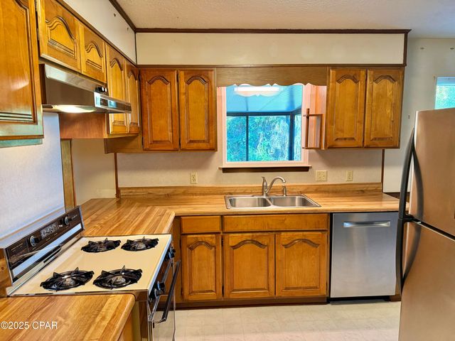 7425 Chipewa Street, Panama City, FL 32404