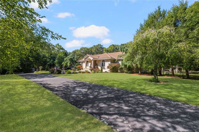 22 Brook View Drive, Scituate, RI 02831