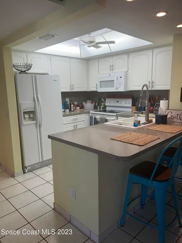 969 Sonesta Avenue NE 206, Palm Bay, FL 32905