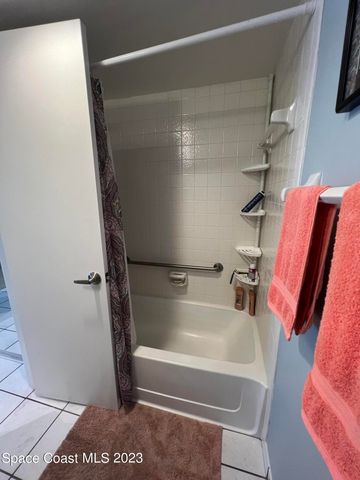 969 Sonesta Avenue NE 206, Palm Bay, FL 32905