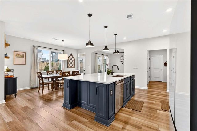 709 Michigan Circle, Hoschton, GA 30548