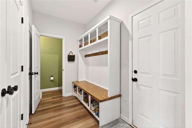 709 Michigan Circle, Hoschton, GA 30548