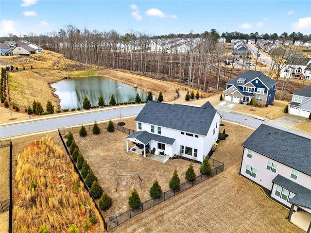 709 Michigan Circle, Hoschton, GA 30548