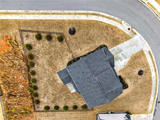 709 Michigan Circle, Hoschton, GA 30548