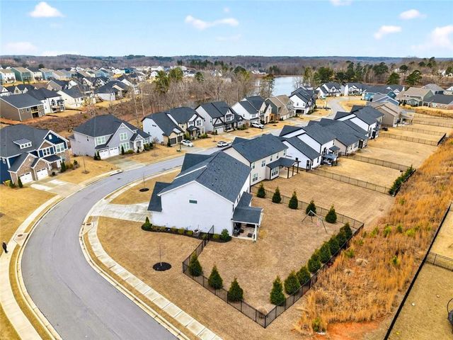 709 Michigan Circle, Hoschton, GA 30548