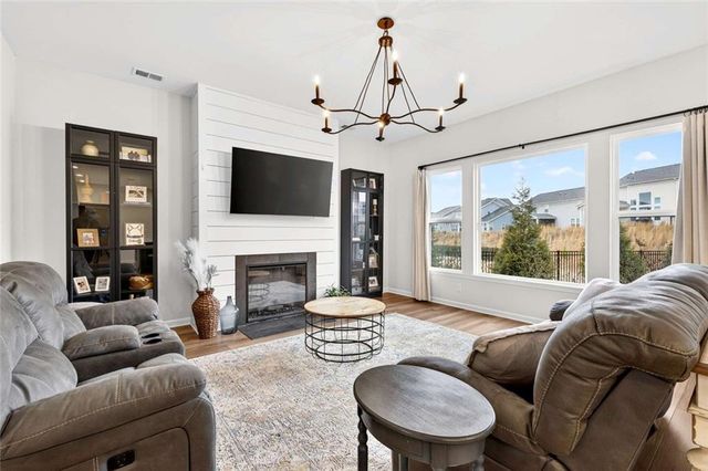 709 Michigan Circle, Hoschton, GA 30548