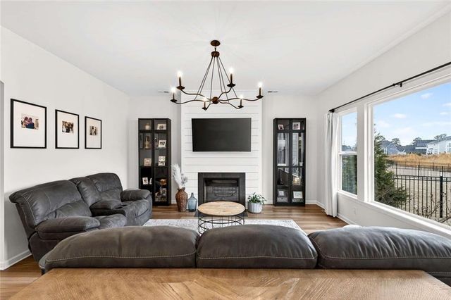 709 Michigan Circle, Hoschton, GA 30548