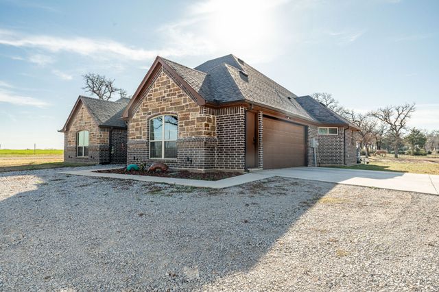 820 Erwin Road, Poolville, TX 76487