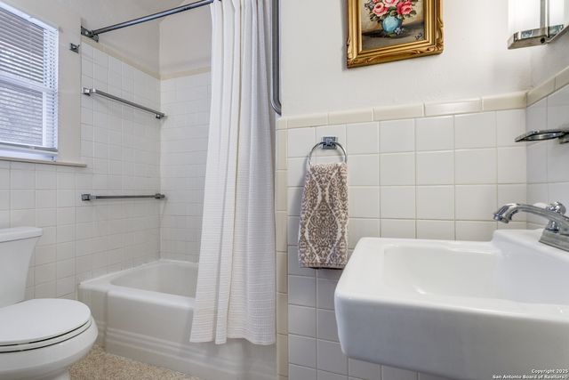 145 E Elsmere, San Antonio, TX 78212