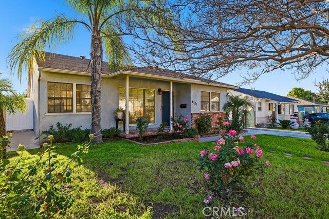 8321 Valecrest Drive, Sun Valley (los Angeles), CA 91352