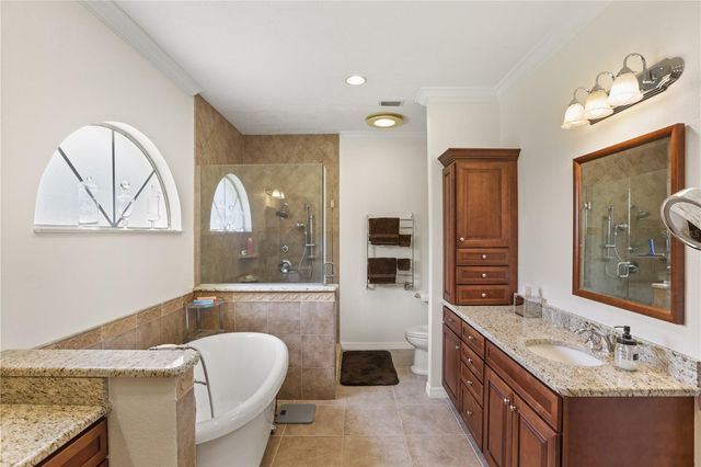 5410 RUSTIC PINE COURT, Orlando, FL 32819