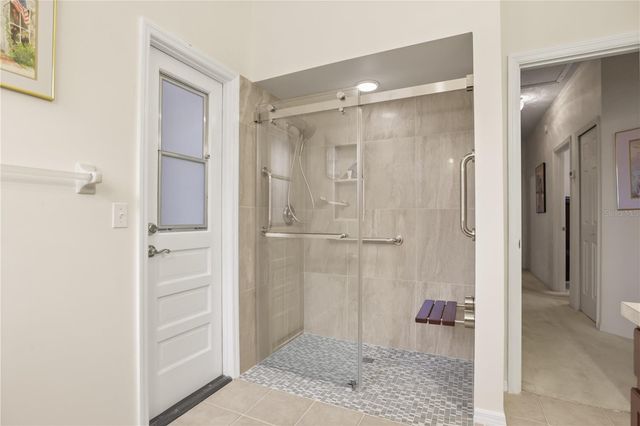 5410 RUSTIC PINE COURT, Orlando, FL 32819