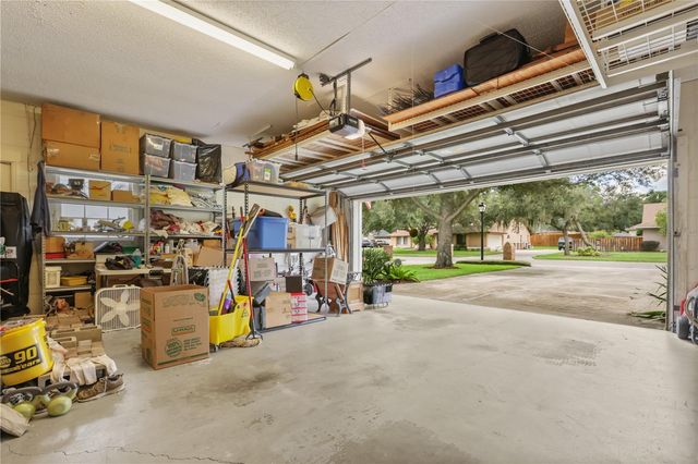 5410 RUSTIC PINE COURT, Orlando, FL 32819