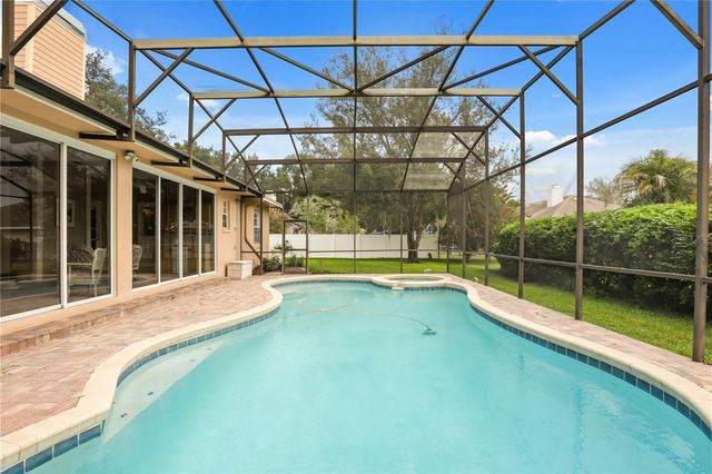 5410 RUSTIC PINE COURT, Orlando, FL 32819