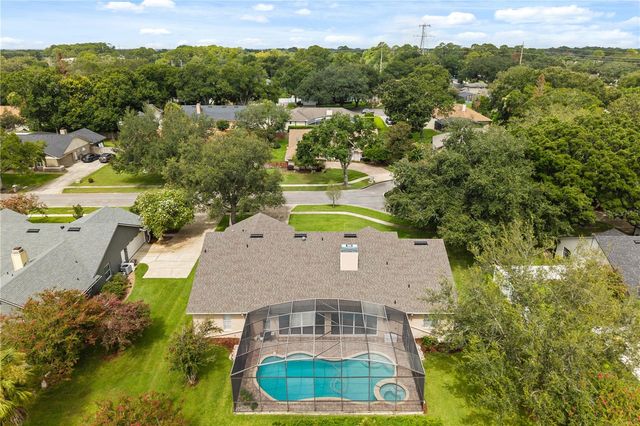 5410 RUSTIC PINE COURT, Orlando, FL 32819