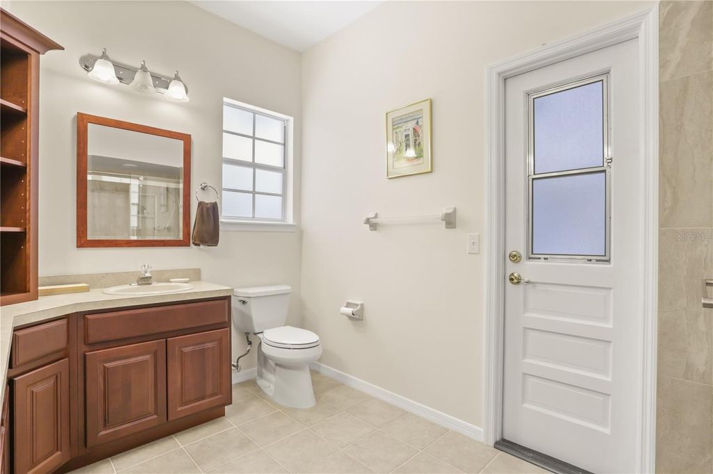 Image 31 of property listing at 5410 RUSTIC PINE COURT, Orlando, FL 32819